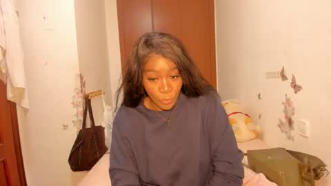 Snapshot of sierra_violet chatting on 04-07-26, 06:52 sierra_violet online show from 04-07-26, 06:52