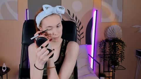 Snapshot of sierraharrper chatting on 12-16-25, 04:34 SieraHarper online show from 12-16-25, 04:34