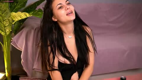 Maria online show from 11-22-25, 12:26