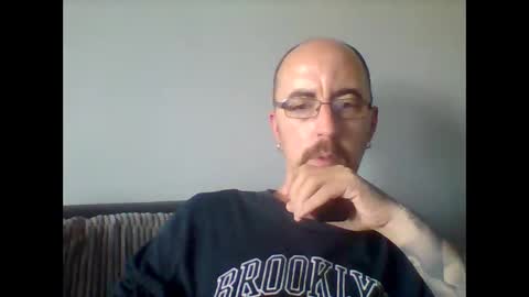 Silent V online show from 10-05-25, 03:32