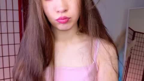 Snapshot of silentlily chatting on 12-17-25, 08:59 Lily online show from 12-17-25, 08:59