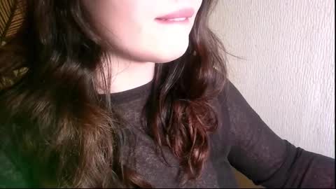 Snapshot of silentmuse_ chatting on 12-16-25, 12:26 muse online show from 12-16-25, 12:26