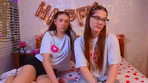 Snapshot of silentwins chatting on 02-11-26, 11:37 Megan Pamela online show from 02-11-26, 11:37