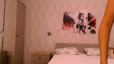 Snapshot of silk_ann chatting on 11-28-25, 04:48 silk_ann online show from 11-28-25, 04:48