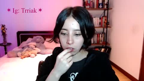 silkbite online show from 03-25-26, 03:01