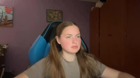 Erica online show from 05-10-26, 06:13