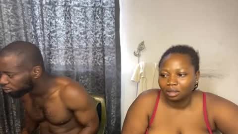 Snapshot of silkyandmaster chatting on 02-25-26, 09:30 silkyandmasterr online show from 02-25-26, 09:30