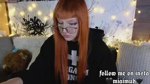 Mia online show from 12-13-25, 11:32