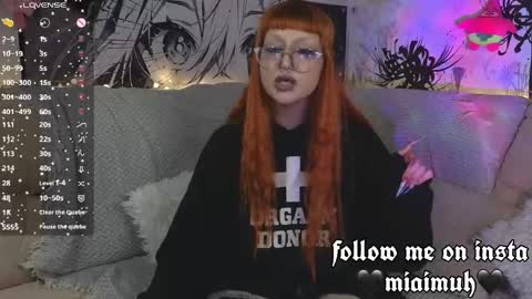 Snapshot of silly_soul chatting on 05-19-26, 09:10 Mia online show from 05-19-26, 09:10