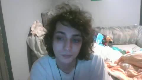 Snapshot of sillycutecow chatting on 02-27-25, 12:32 Hailey online show from 02-27-25, 12:32