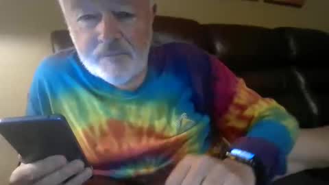 Daddy Bear online show from 10-20-25, 10:49