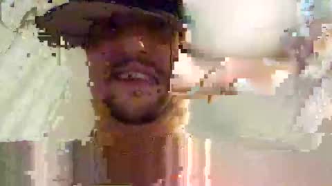 Snapshot of silverfox706 chatting on 09-22-25, 01:07 Jay  Silverfox706 online show from 09-22-25, 01:07