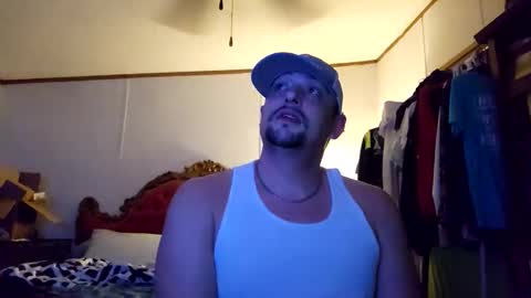 Snapshot of silverfox706 chatting on 10-19-25, 02:34 Jay  Silverfox706 online show from 10-19-25, 02:34