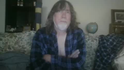 Snapshot of silverfunfox chatting on 11-17-25, 04:40 silverfunfox online show from 11-17-25, 04:40