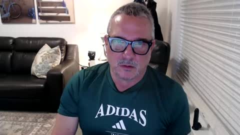 Snapshot of silveroli187 chatting on 10-02-25, 03:30 silveroli187 online show from 10-02-25, 03:30