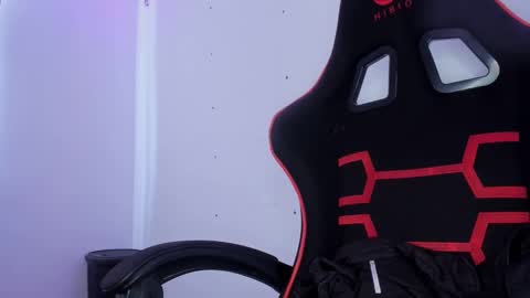 silvia online show from 09-08-25, 04:28