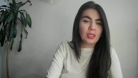 Snapshot of silviecollins chatting on 02-24-25, 09:31 Silvie online show from 02-24-25, 09:31