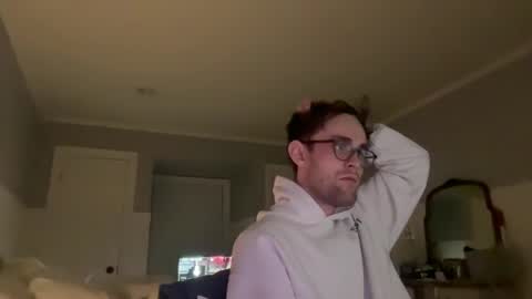 Snapshot of simguy21 chatting on 12-15-24, 09:13 Mason D online show from 12-15-24, 09:13