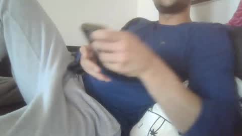 Snapshot of simml98 chatting on 06-15-26, 06:10 Sam online show from 06-15-26, 06:10