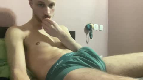 Snapshot of simoe_deoptjh chatting on 01-05-25, 10:19 simo depth online show from 01-05-25, 10:19