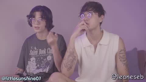 Snapshot of simon_bane01 chatting on 01-18-25, 08:19 Little Sunshine online show from 01-18-25, 08:19