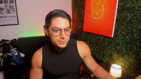 Snapshot of simon_cortes chatting on 07-14-26, 12:00 Simon Cortes online show from 07-14-26, 12:00