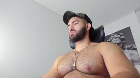 Snapshot of simon_leon01 chatting on 06-13-26, 02:20 simon_leon01 online show from 06-13-26, 02:20