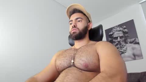 Snapshot of simon_leon01 chatting on 06-25-26, 10:58 simon_leon01 online show from 06-25-26, 10:58