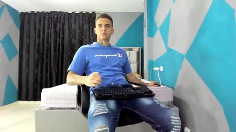 Snapshot of simonkeler chatting on 12-10-24, 01:32 SIMON KELER online show from 12-10-24, 01:32