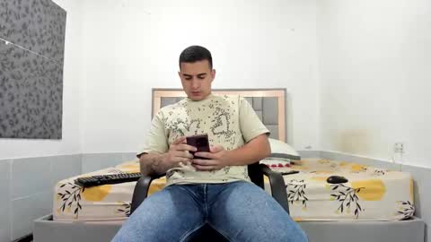 SIMON KELER online show from 03-15-26, 01:28