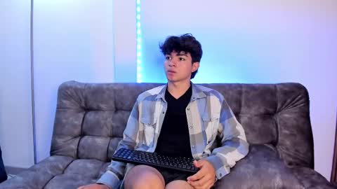  Simon  online show from 12-22-24, 07:52