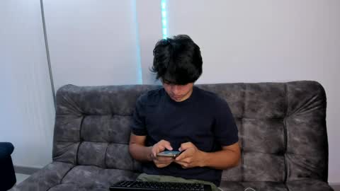  Simon  online show from 01-20-25, 01:32