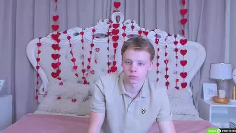 Snapshot of simonwarner chatting on 02-13-26, 06:37 Simon online show from 02-13-26, 06:37