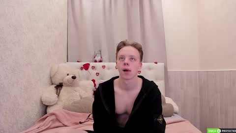 Snapshot of simonwarner chatting on 02-28-26, 08:48 Simon online show from 02-28-26, 08:48