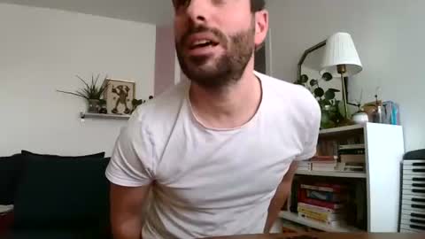 Snapshot of simonxtem chatting on 01-13-26, 01:49 Simonxtem online show from 01-13-26, 01:49