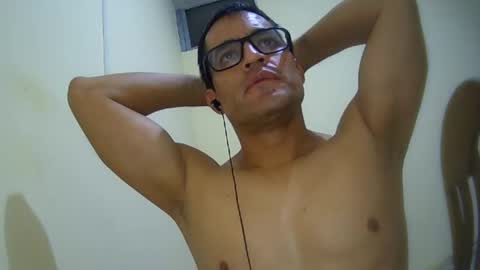 Snapshot of simpatico977 chatting on 07-28-26, 04:30 Denis online show from 07-28-26, 04:30