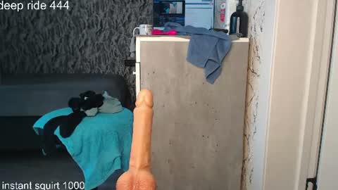 regina online show from 06-29-26, 06:30