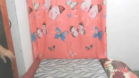 marisweet online show from 12-16-24, 07:04