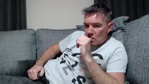 Ricky online show from 11-17-25, 06:46