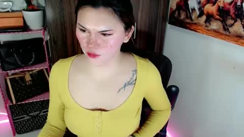 Snapshot of simplepinayx chatting on 04-22-26, 08:32 call me nath online show from 04-22-26, 08:32