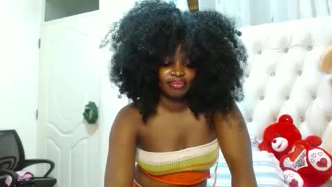 simply_eve1 online show from 02-24-26, 12:41