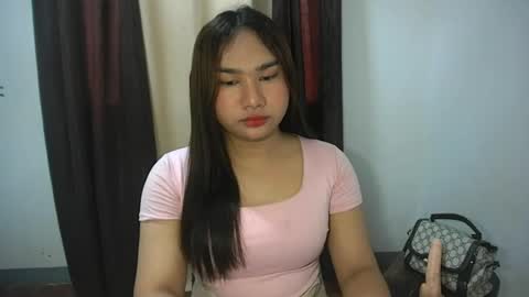 Snapshot of simply_francine chatting on 07-10-26, 01:21 simply francine online show from 07-10-26, 01:21