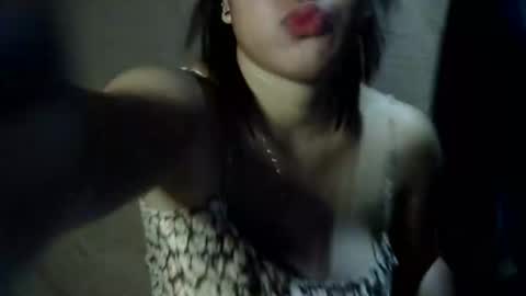 Snapshot of simply_y0urs chatting on 02-06-25, 05:40 simply_y0urs online show from 02-06-25, 05:40