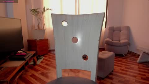 zoe online show from 02-04-25, 07:33