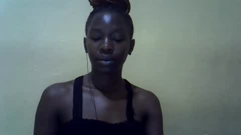 simplyloy33 online show from 07-25-26, 12:42