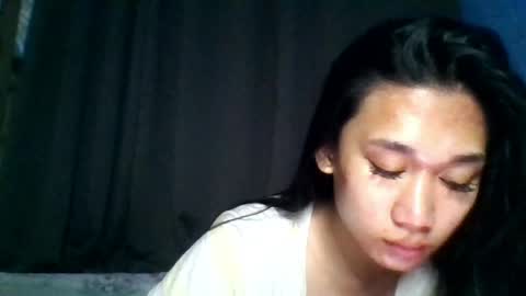 Snapshot of simplysultrykylie chatting on 05-05-26, 12:35 Kylie online show from 05-05-26, 12:35
