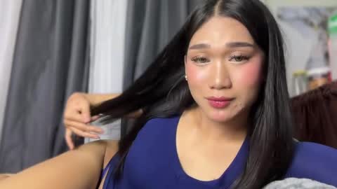 Snapshot of simplysultrykylie chatting on 06-04-26, 05:30 Kylie online show from 06-04-26, 05:30
