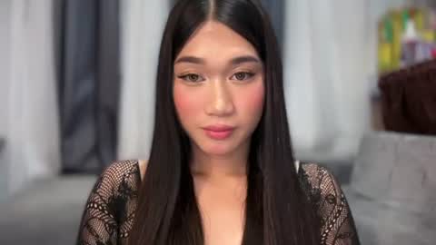 Snapshot of simplysultrykylie chatting on 07-25-26, 11:19 Kylie online show from 07-25-26, 11:19