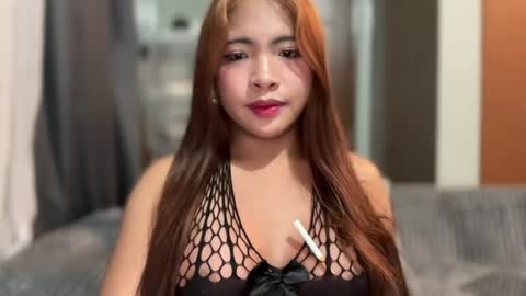 Snapshot of simplysultrykylie chatting on 07-28-26, 02:18 Kylie online show from 07-28-26, 02:18