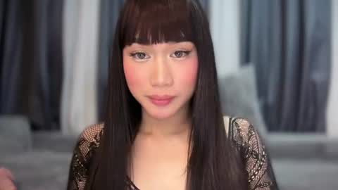 Snapshot of simplysultrykylie chatting on 08-06-26, 06:32 Kylie online show from 08-06-26, 06:32